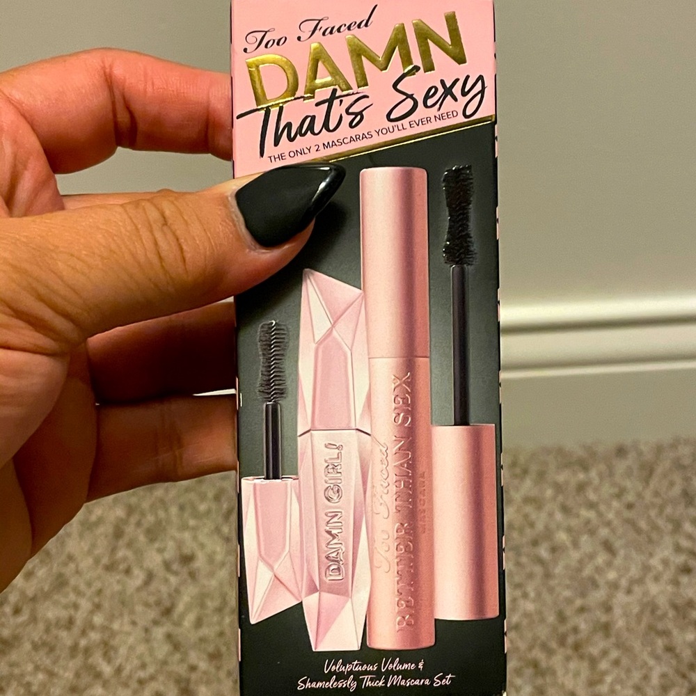Too Faced Damn! That’s Sexy Mascara Set